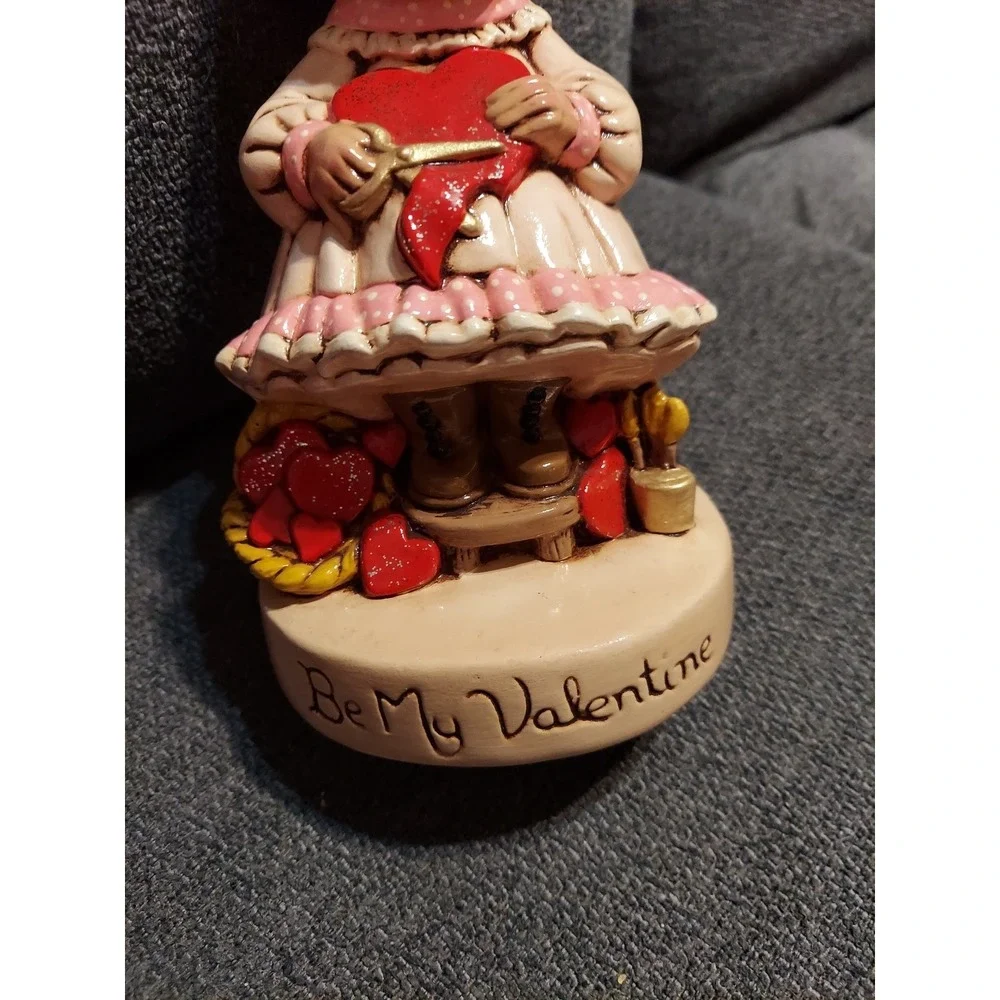 Be My Valentine Ceramic Figurine Girl Sitting Chair‎ Hearts Scissors Valentine